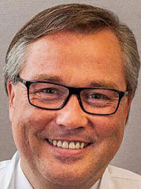 Prof. Dr. Daniel König Portraitfoto von Prof. Dr. Daniel König